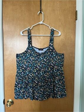Super Cute Lane Bryant Women’s Plus-Size Navy Floral Tank Top | Size 18/20